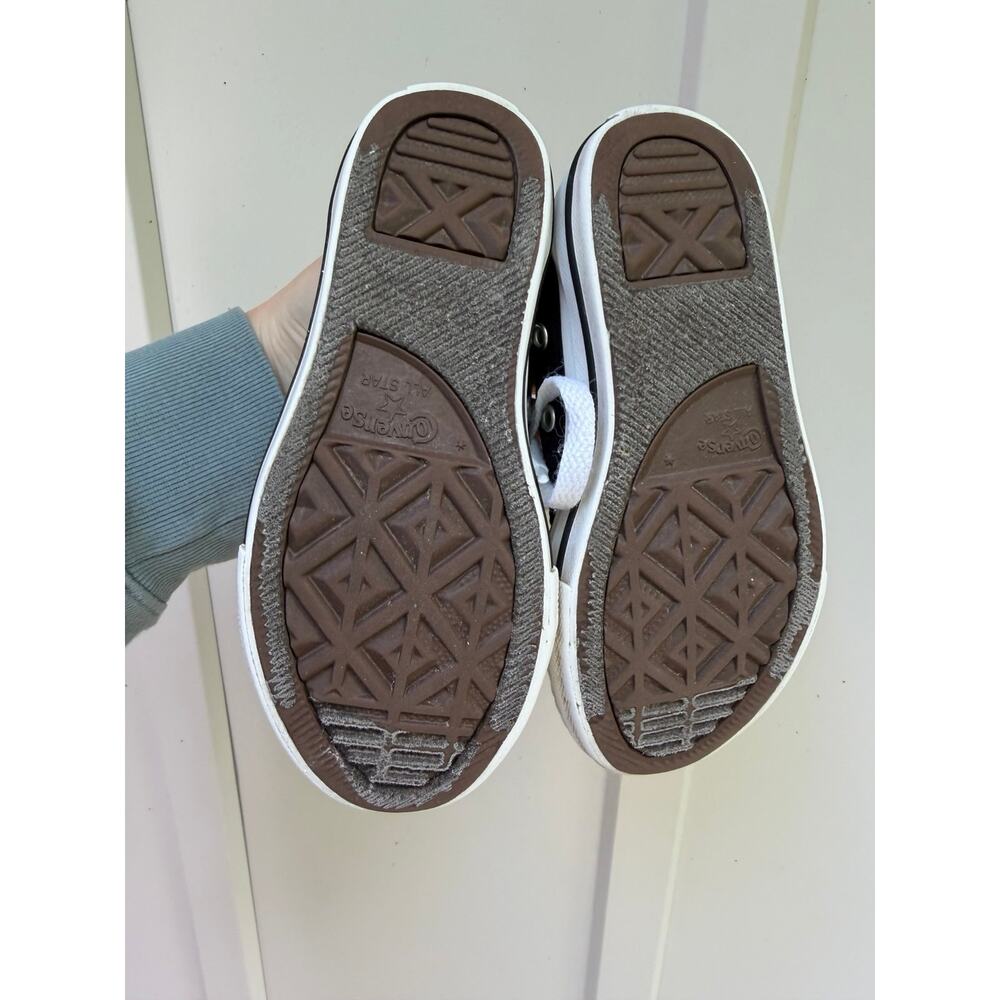 Converse Chuck Taylor All Star Low-Top Sneakers Little Kids Size 11 - Picture 4 of 10